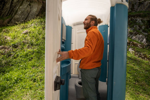 Portable Toilet Options We Offer in Centreville, IL